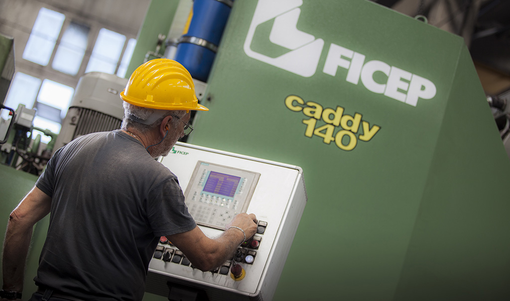 Macchina taglio acciaio